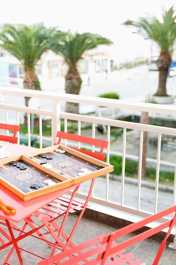 Sea Breeze Vibes Apartment Nea Peramos  Exterior photo